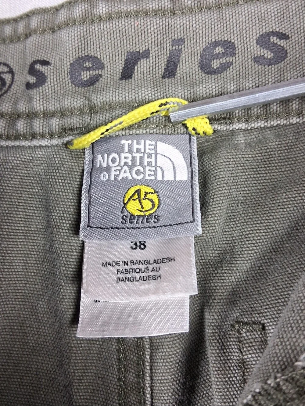 The North Face A5 Series Cargo Shorts Men’s Size 38 Olive Green Outdoor Hiking